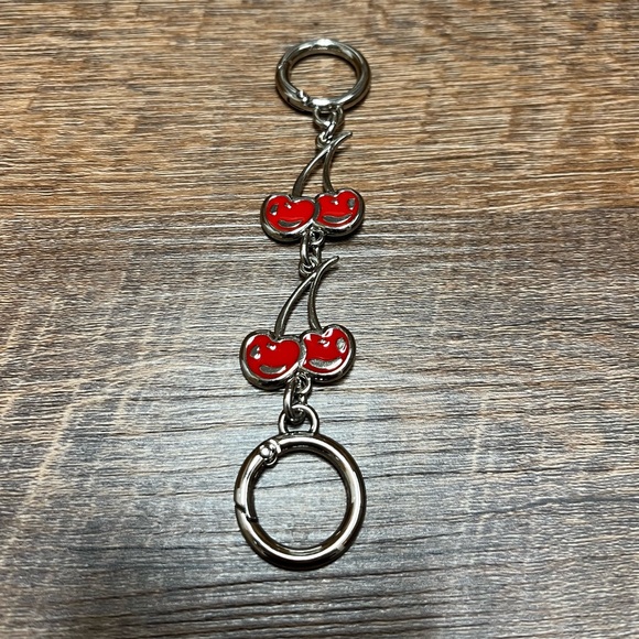 Silver tone purse cherry chain extender - Picture 1 of 3